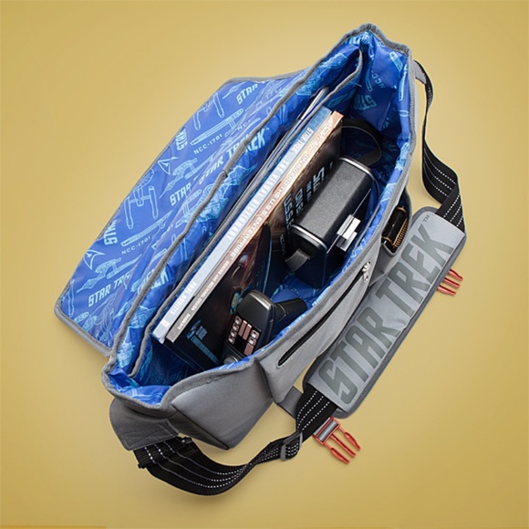 Star Trek U.S.S. Enterprise NCC-1701 Messenger Bag - Picture 3 of 5